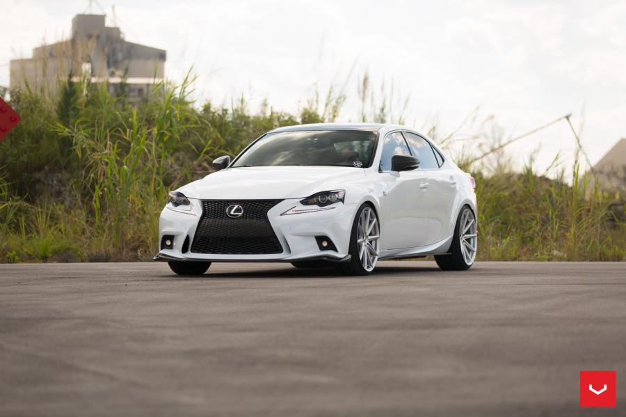  Lexus IS F on Vossen Wheels (VFS-10) 2017 года  (фото 8 из 72)